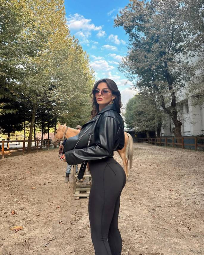 Öğrencisinin evinde duş alan fitness öğretmeni dayağı yedi - Resim: 2